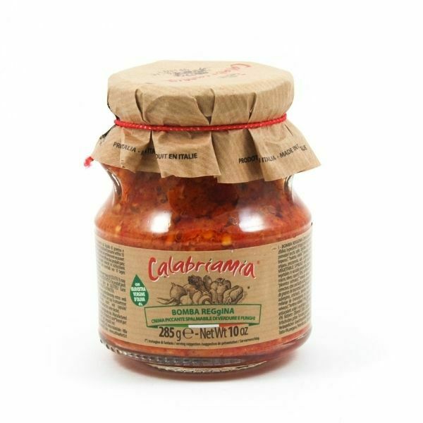 Calabriamia Spicy Vegetable Spread In Oil Jar 314 Ml